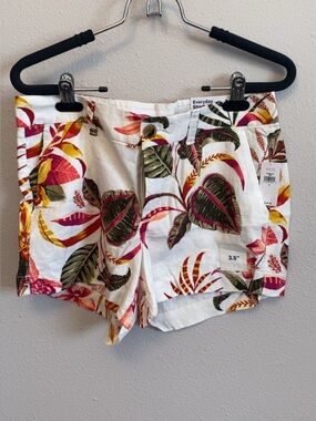 Old Navy White Tropical Leaf Print High-Waist Shorts
